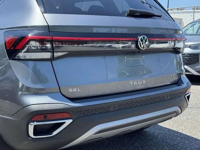 2026 Volkswagen Taos SEL