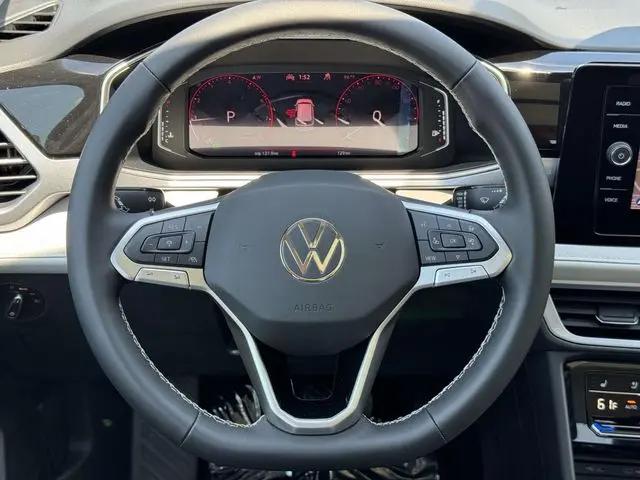 2026 Volkswagen Taos SEL