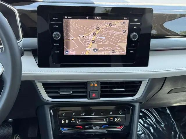 2026 Volkswagen Taos SEL