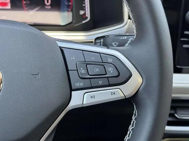 2026 Volkswagen Taos SEL