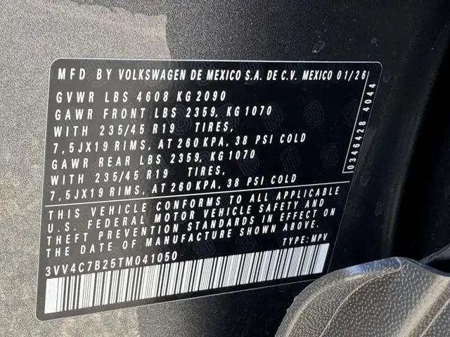 2026 Volkswagen Taos SEL