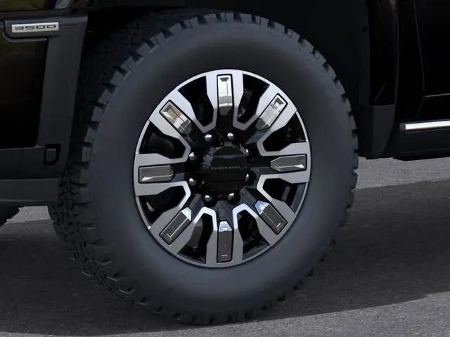 2026 GMC Sierra 3500HD Crew Cab, Long Bed, Denali Dual Rear Wheel, 4WD