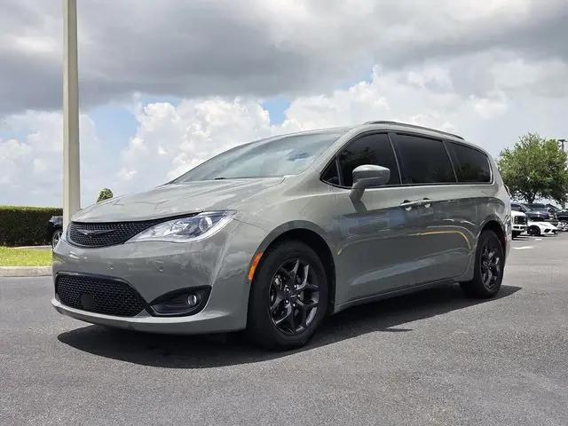 2020 Chrysler Pacifica Touring L Plus