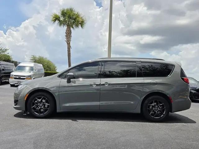 2020 Chrysler Pacifica Touring L Plus