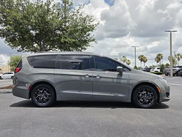 2020 Chrysler Pacifica Touring L Plus