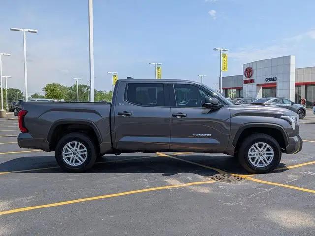 2022 Toyota Tundra SR5