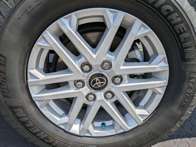 2022 Toyota Tundra SR5