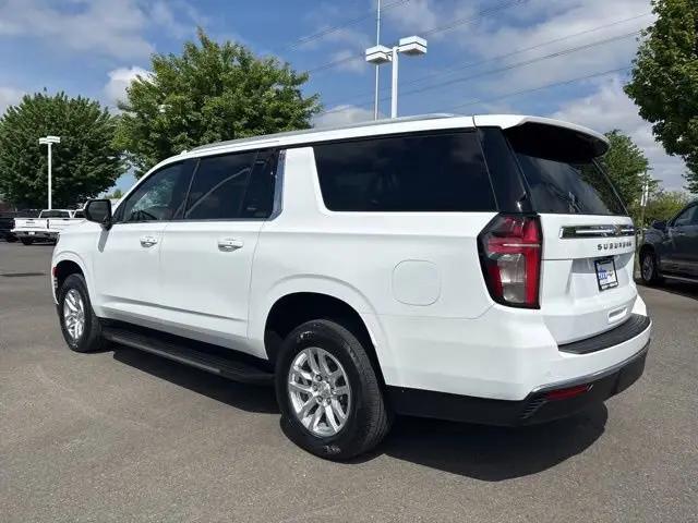 2022 Chevrolet Suburban 4WD LS