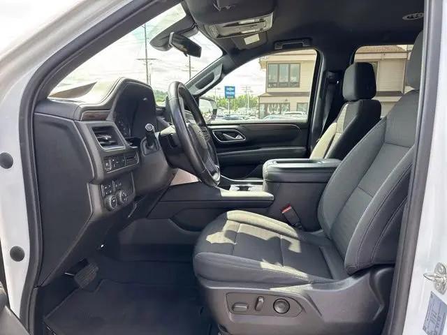 2022 Chevrolet Suburban 4WD LS