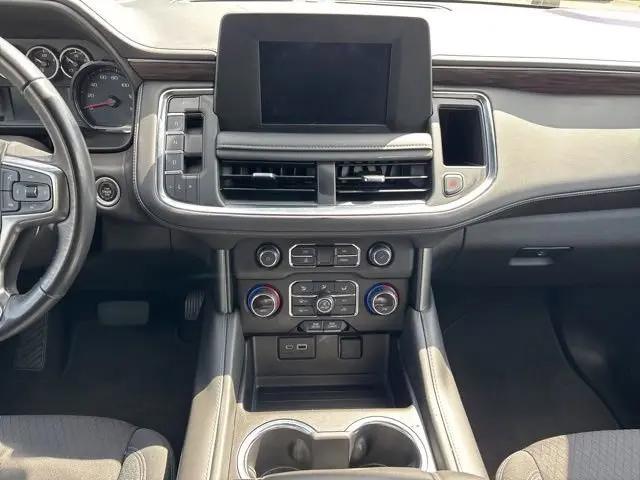2022 Chevrolet Suburban 4WD LS