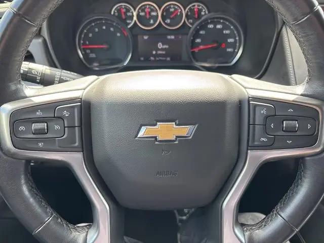 2022 Chevrolet Suburban 4WD LS