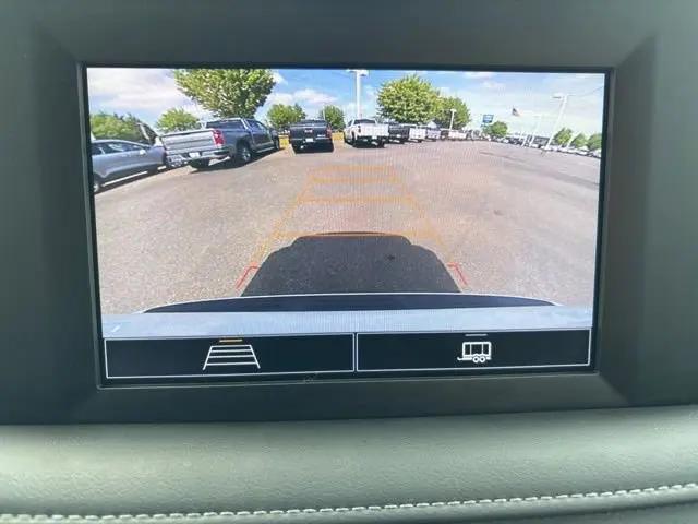 2022 Chevrolet Suburban 4WD LS