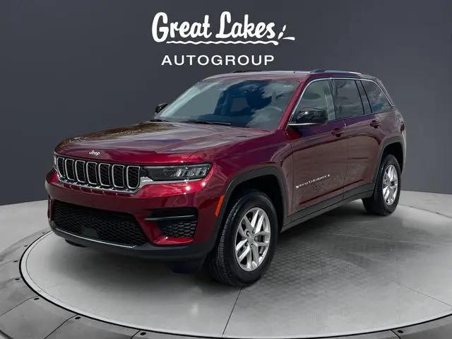 2023 Jeep Grand Cherokee Laredo 4x4 for sale in Findlay, OH
