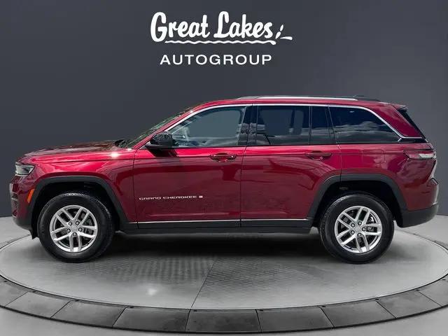 2023 Jeep Grand Cherokee Laredo 4x4