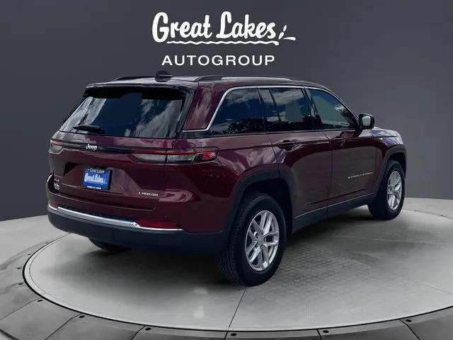 2023 Jeep Grand Cherokee Laredo 4x4