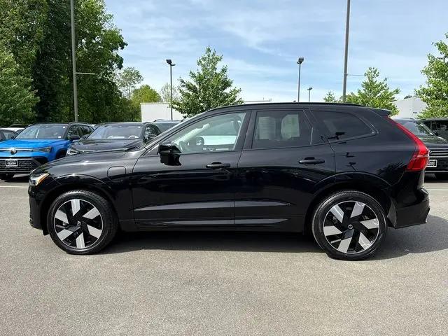 2023 Volvo XC60 Recharge T8 Plus Dark Theme