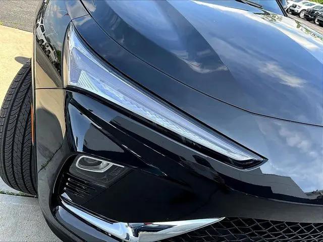 2026 Buick NV Sport Touring FWD