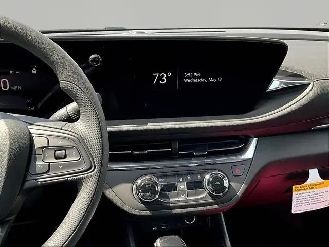 2026 Buick NV Preferred FWD