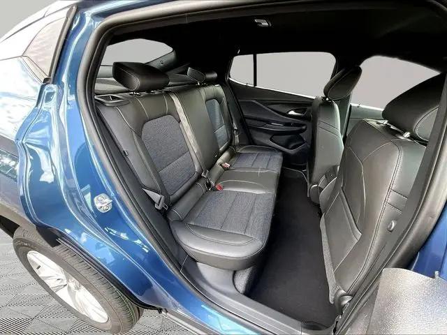 2026 Buick NV Preferred FWD