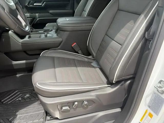 2026 GMC Sierra 2500HD Crew Cab, Standard Bed, AT4X, 4WD