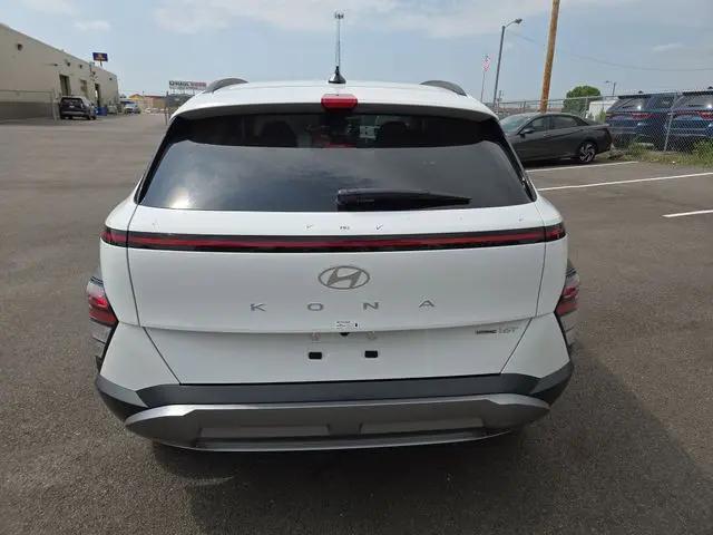 2026 Hyundai Kona SEL Premium
