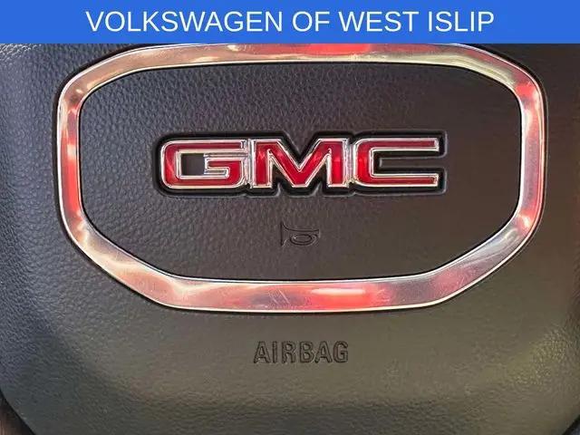 2022 GMC Sierra 1500 4WD Crew Cab Short Box AT4
