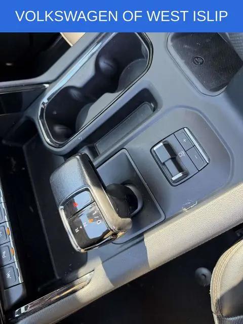 2022 GMC Sierra 1500 4WD Crew Cab Short Box AT4