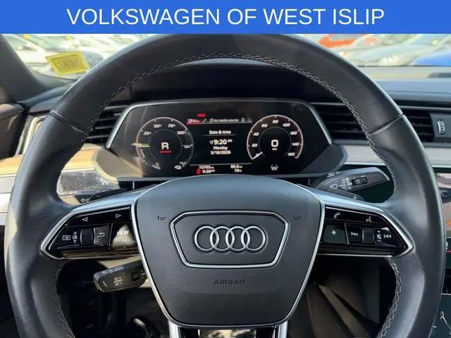 2024 Audi e-tron S line Premium Plus quattro