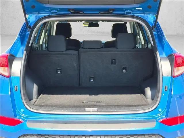 2016 Hyundai Tucson SE