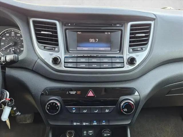 2016 Hyundai Tucson SE