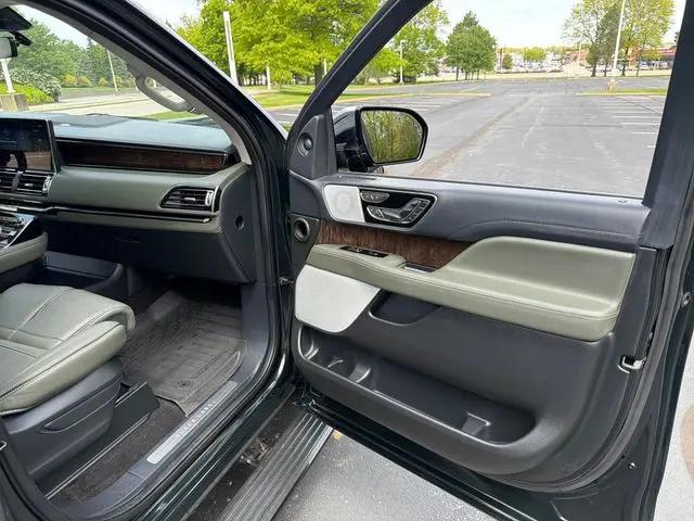 2022 Lincoln Navigator Black Label L