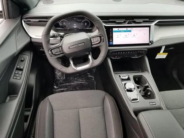 2026 Jeep Cherokee Laredo 4x4