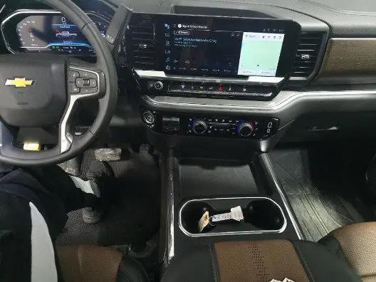 2025 Chevrolet Silverado 2500HD Crew Cab, Standard Bed, High Country, 4WD