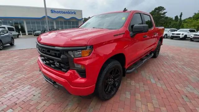 2024 Chevrolet Silverado 1500 4WD Crew Cab Short Bed Custom