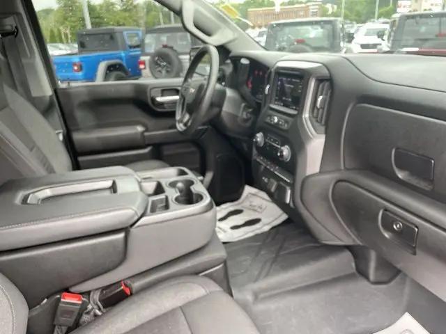 2024 Chevrolet Silverado 1500 4WD Crew Cab Short Bed Custom
