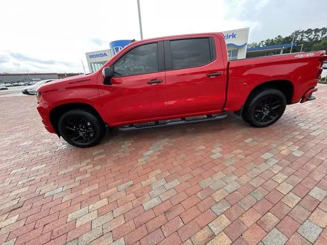 2024 Chevrolet Silverado 1500 4WD Crew Cab Short Bed Custom