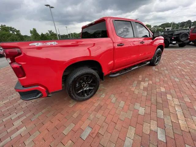 2024 Chevrolet Silverado 1500 4WD Crew Cab Short Bed Custom