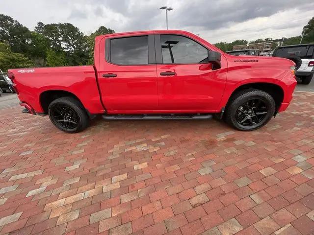 2024 Chevrolet Silverado 1500 4WD Crew Cab Short Bed Custom