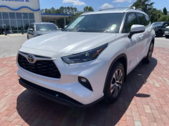 2024 Toyota Highlander XLE for sale in Huntsville, AL