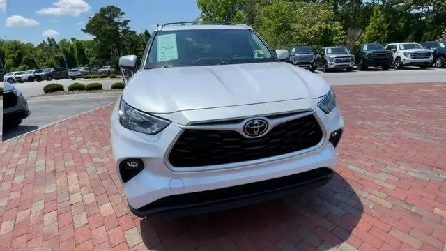 2024 Toyota Highlander XLE