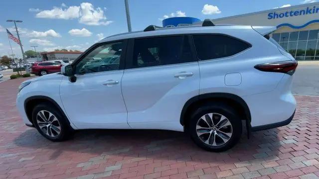2024 Toyota Highlander XLE