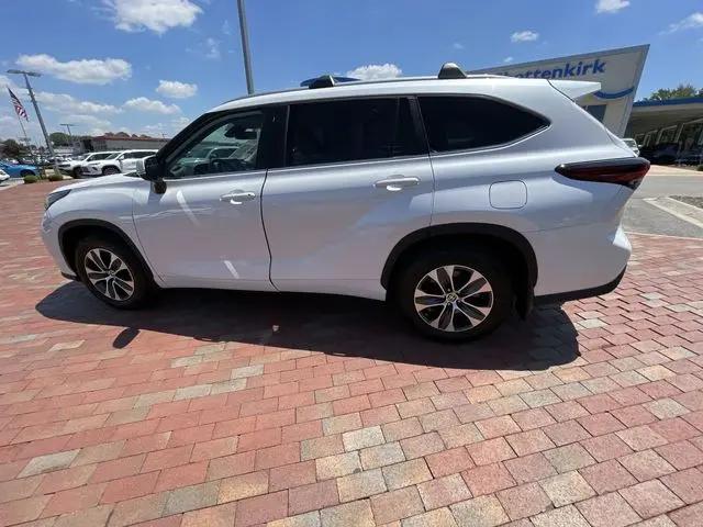 2024 Toyota Highlander XLE