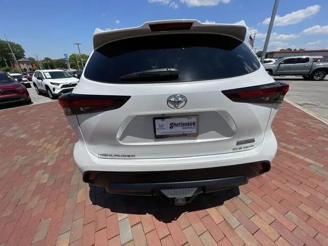 2024 Toyota Highlander XLE