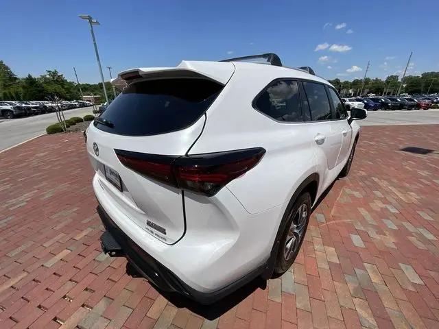 2024 Toyota Highlander XLE