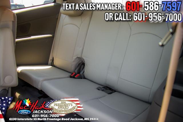 2011 Chevrolet Traverse 2LT