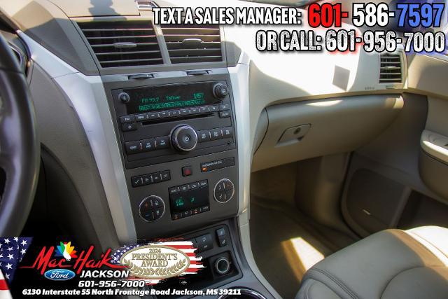 2011 Chevrolet Traverse 2LT