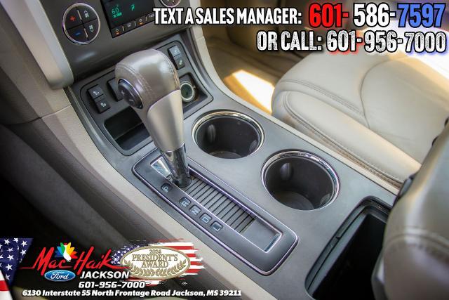 2011 Chevrolet Traverse 2LT