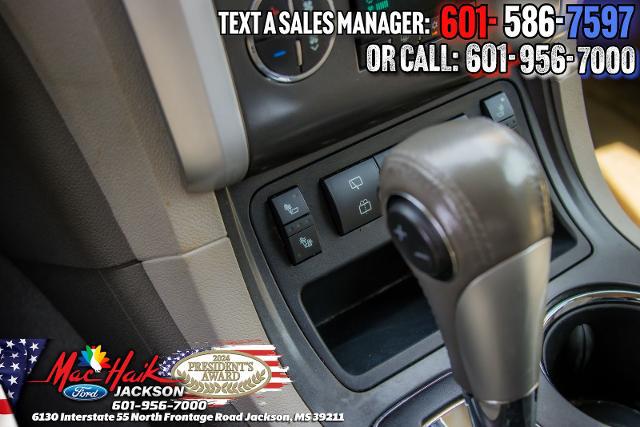 2011 Chevrolet Traverse 2LT