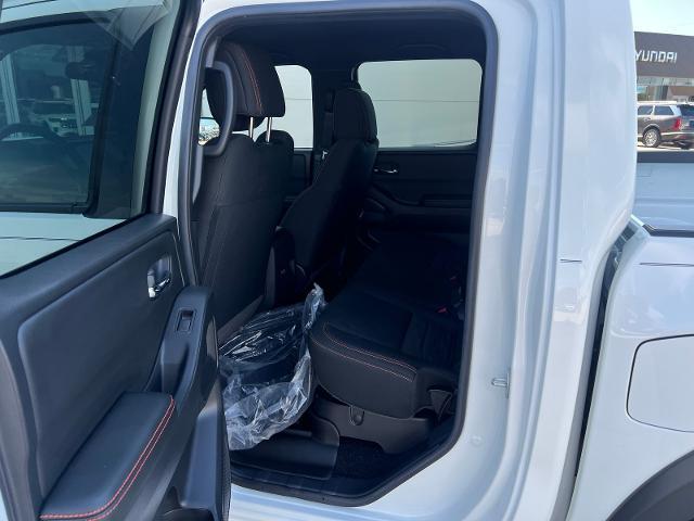 2025 Nissan Frontier Crew Cab PRO-4X 4x4