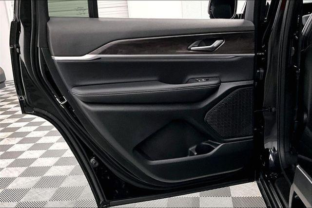 2025 Jeep Grand Cherokee L Limited 4x4